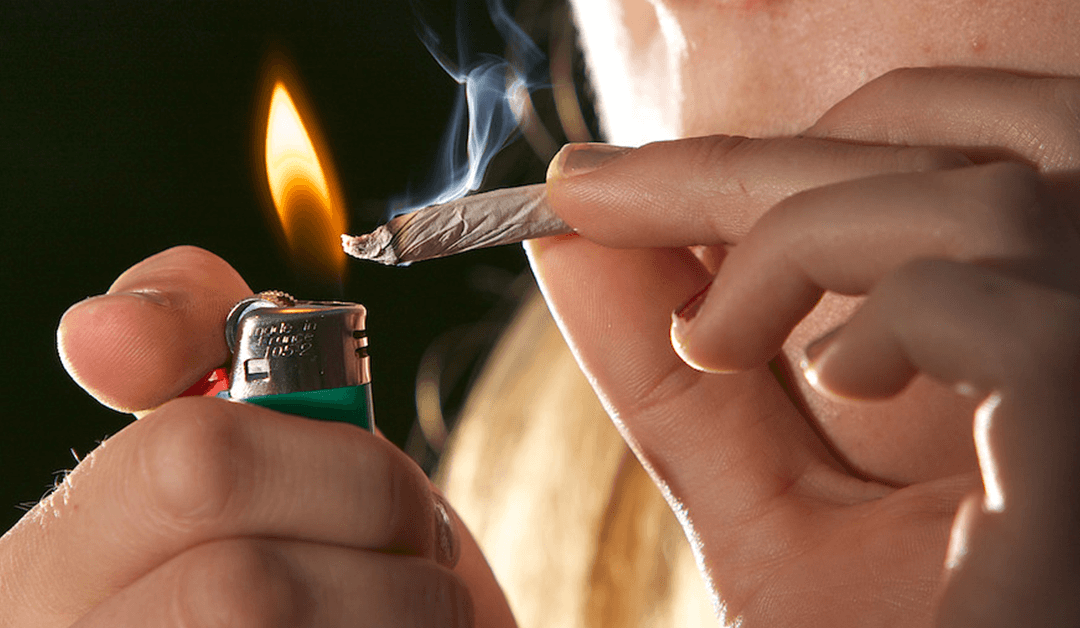 What Does Marijuana Smell Like? The Differences